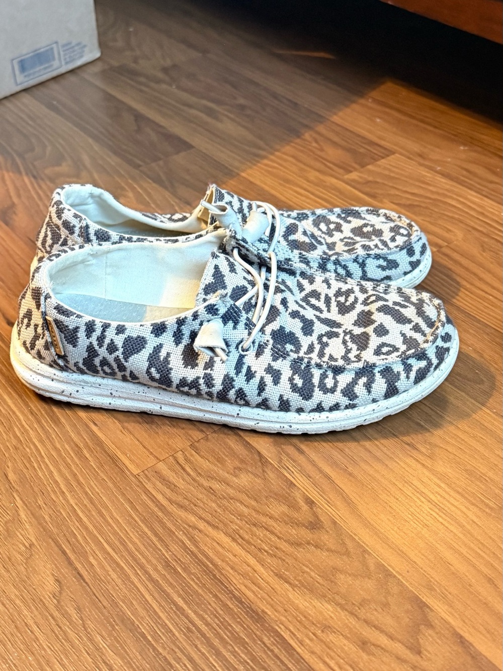 Hey Dude Women's Leopard Print Slip-On Flats - Gray & White - Picture 3 of 8